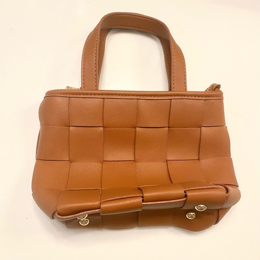 Urban Expressions Woven Brown Bag
